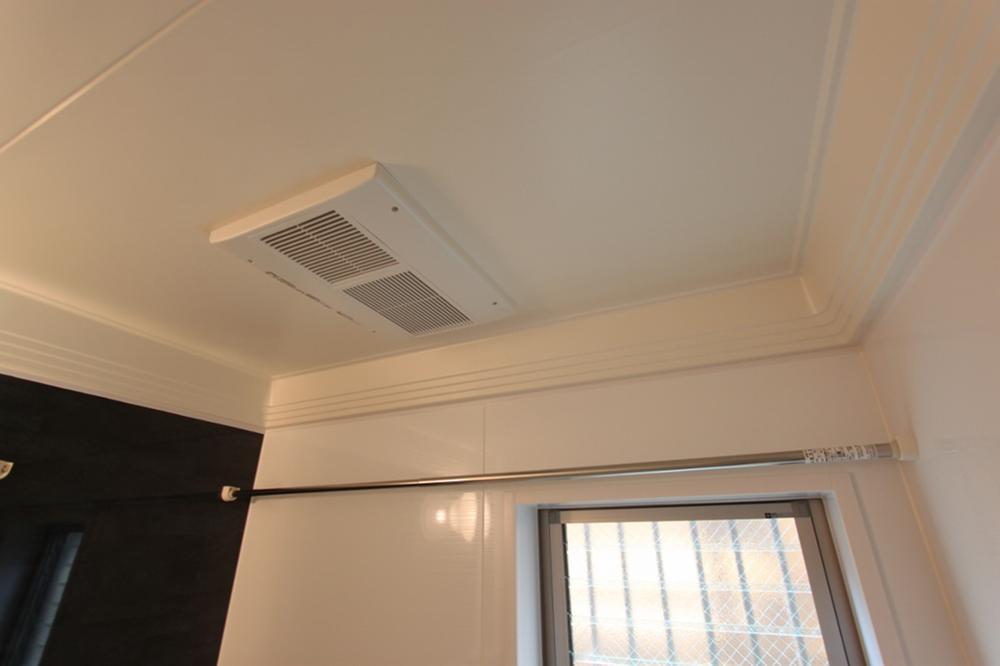 Same specifications photos (Other introspection). Bathroom dryer same specifications