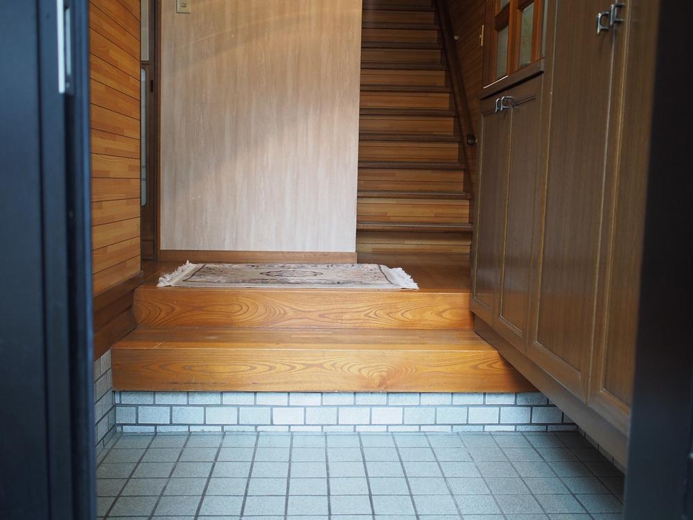 Non-living room. Indoor (11 May 2013) Shooting