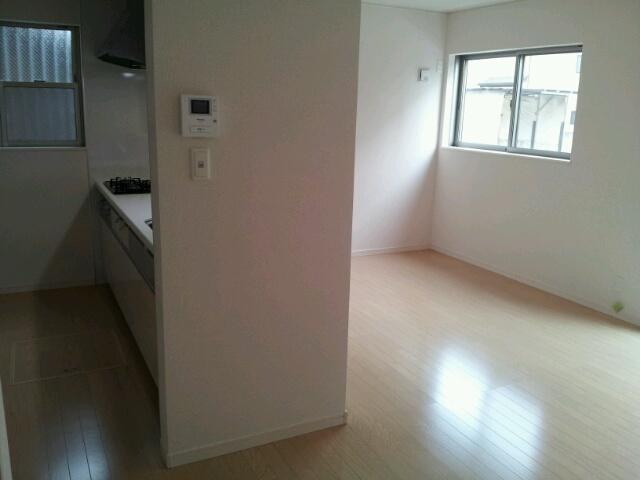 Other introspection. Bright dining