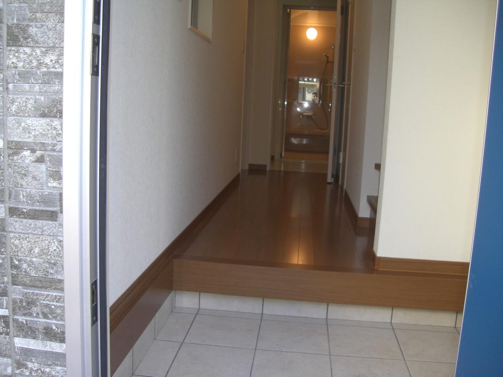 Entrance. Entrance is spacious