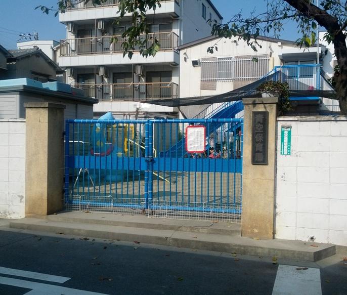 kindergarten ・ Nursery. Sky has also accepted 370m one o'clock childcare up to the blue sky nursery school nursery. Some kindergarten There is also a shuttle bus will come premises in the town of Ha peer Garden four seasons.