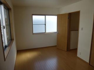 Non-living room. Indoor (February 2013) Shooting