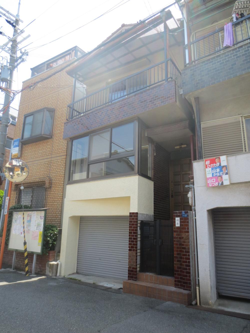 Local appearance photo. Local (May 2013) Shooting