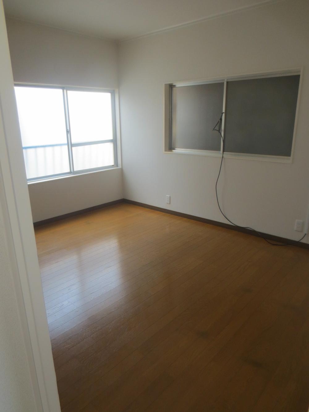 Living. Room (May 2013) Shooting