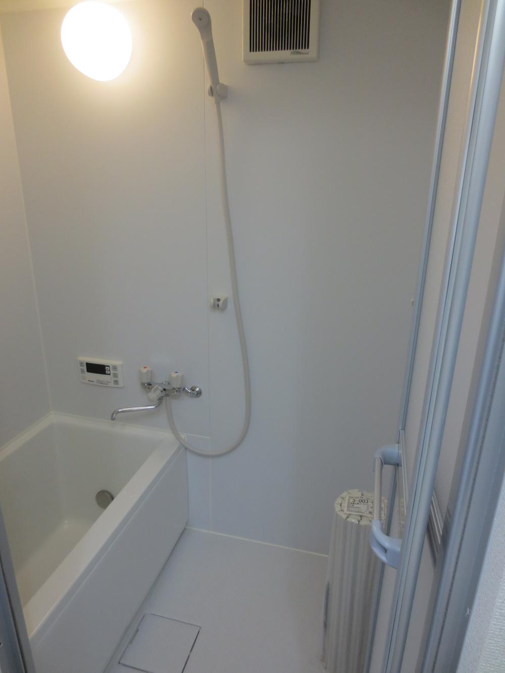 Bathroom. Room (May 2013) Shooting