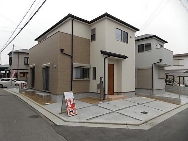 Same specifications photos (appearance). Bright is the residence of the southeast corner lot ☆