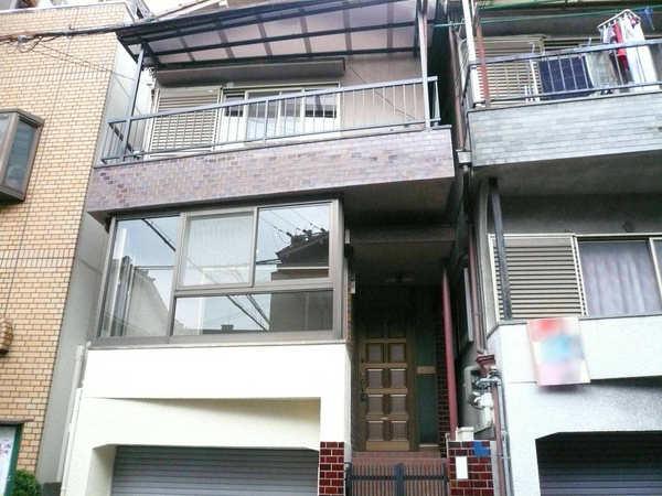 Local appearance photo