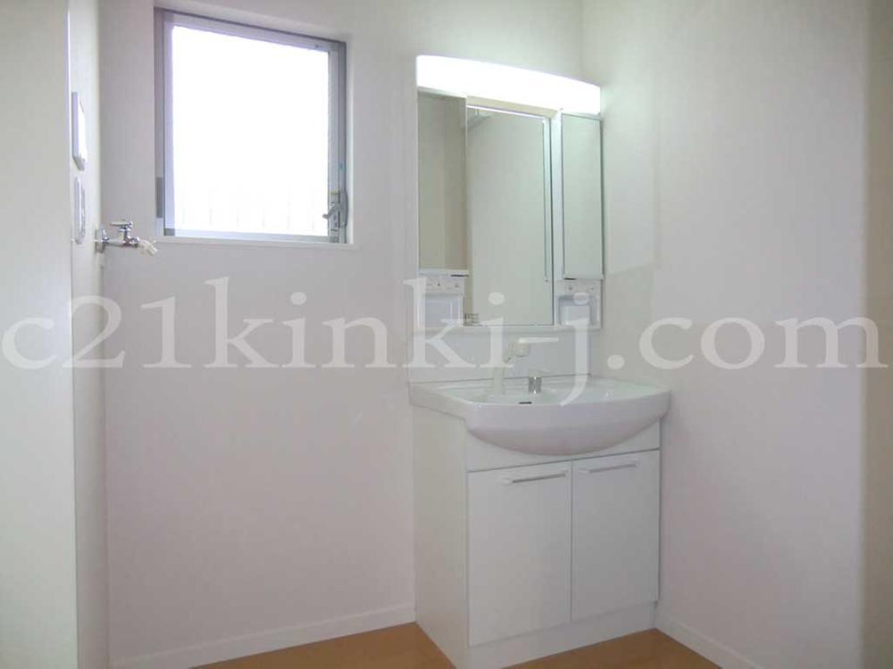 Other Equipment. Same specifications photos (basin)