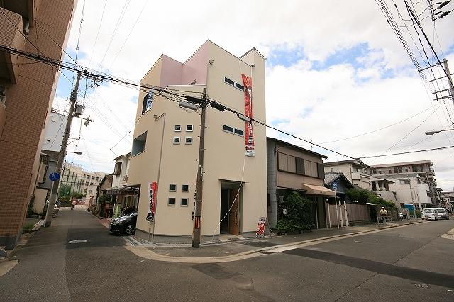 Local photos, including front road