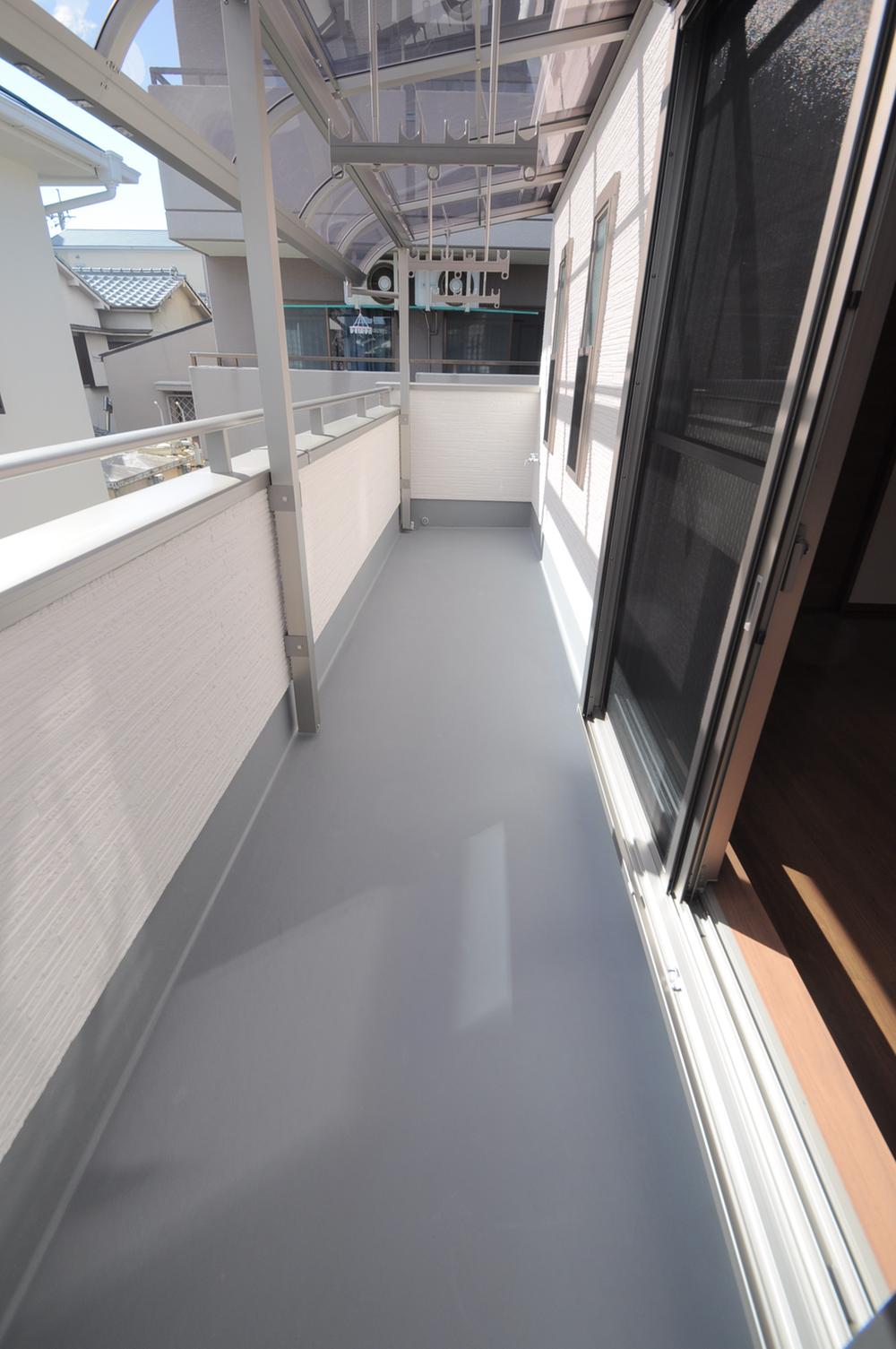 Balcony. (The company construction cases)