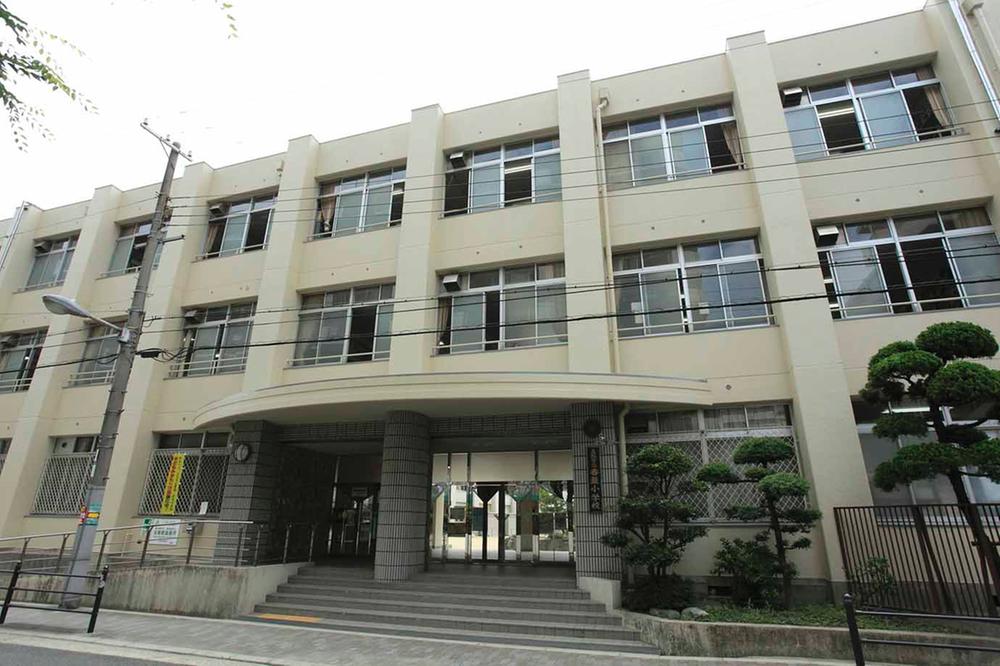 Other. Elementary school walk 6 minutes