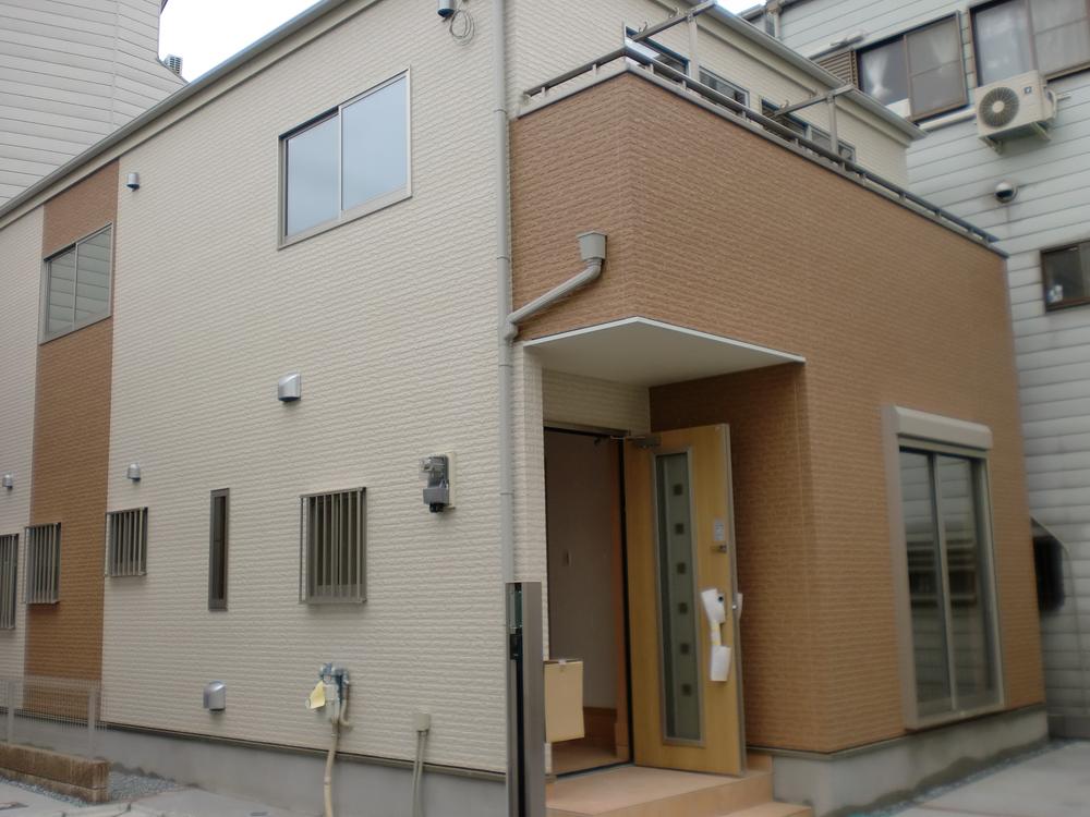 Local appearance photo. Local (September 2013) shooting 4 Building