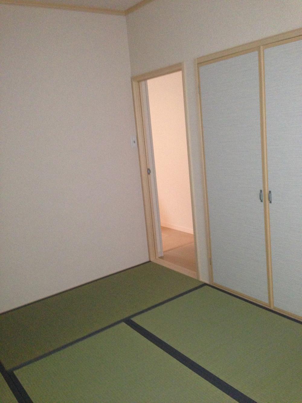 Non-living room. All room 6 quires more!  