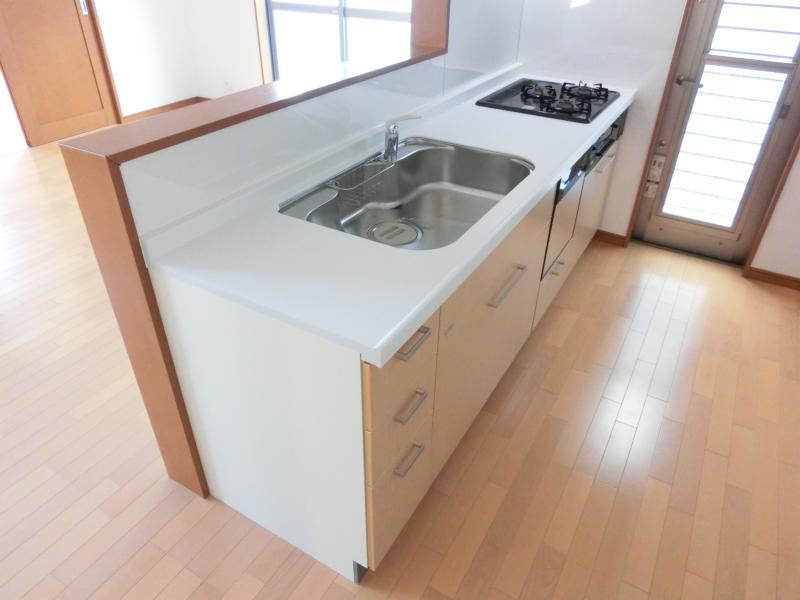 Same specifications photo (kitchen)