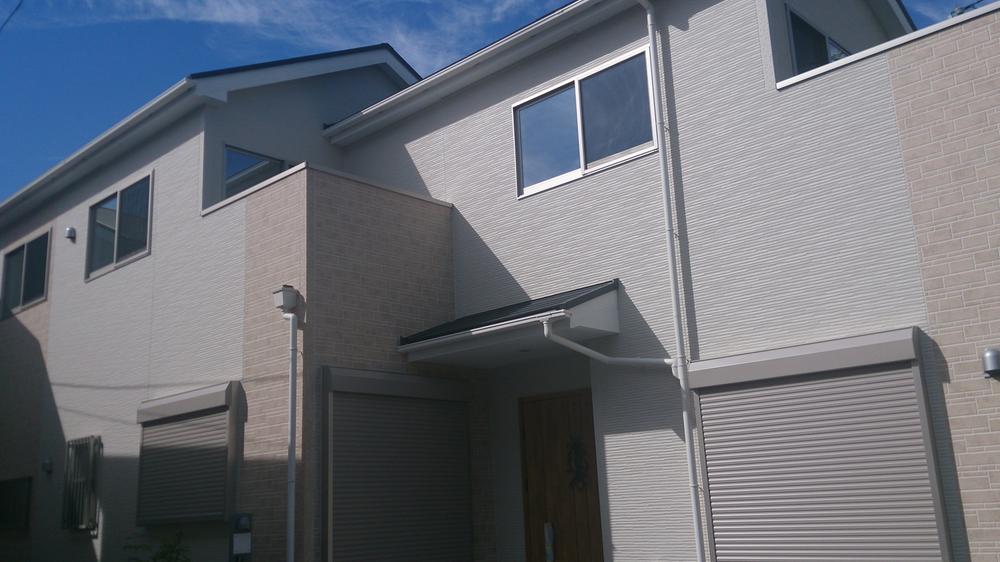 Local appearance photo