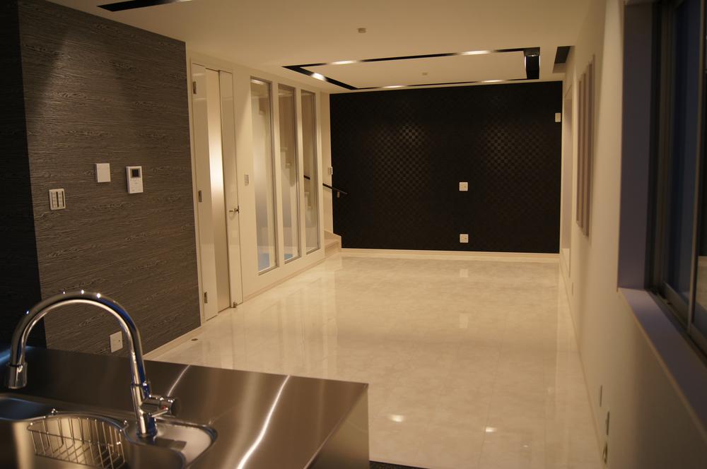 Living. Floor heating