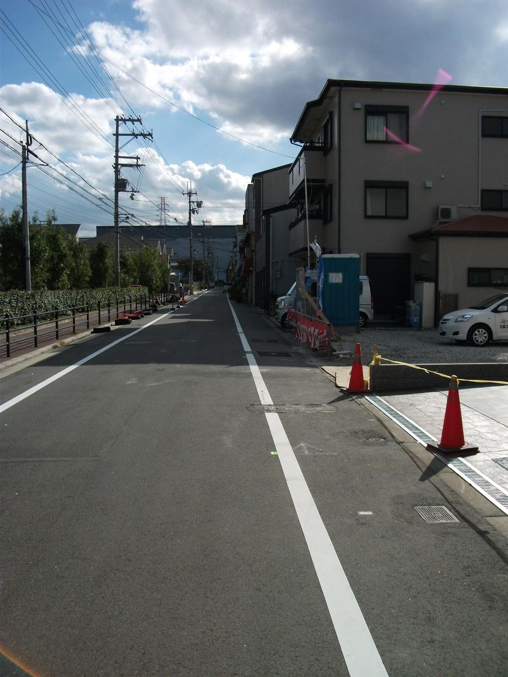 Local photos, including front road.  ■ Spacious the entire road