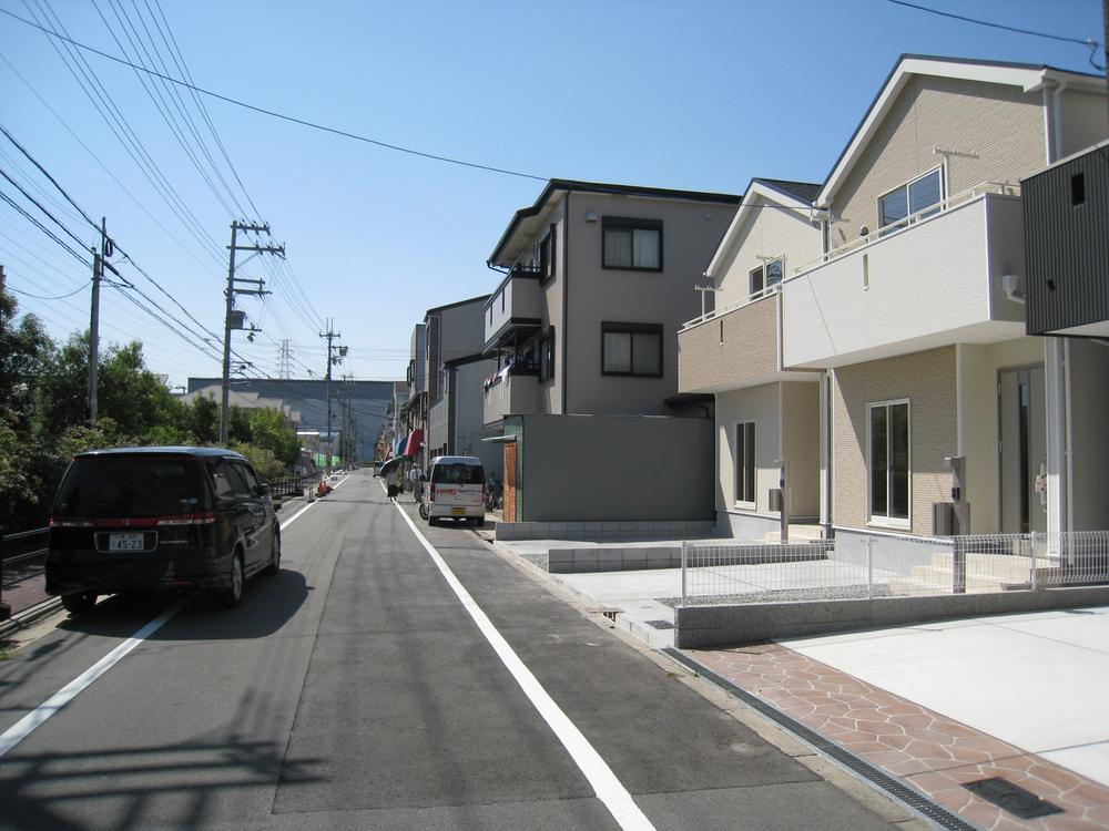 Local photos, including front road. Local (September 2013) Shooting