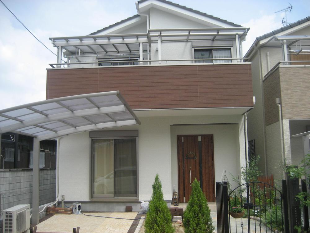 Sale already cityscape photo. Sale already the city average