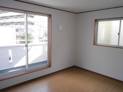 Non-living room. Indoor (11 May 2013) Shooting