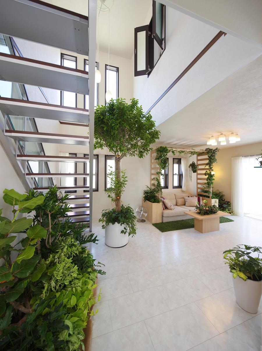 Building plan example (introspection photo). (Local No. 53 land model house / 2013 August shooting)