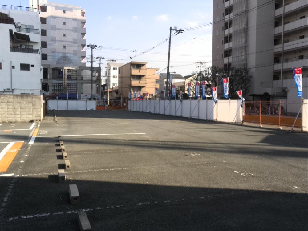 Local appearance photo. Sale Huge in Nakakagaya.