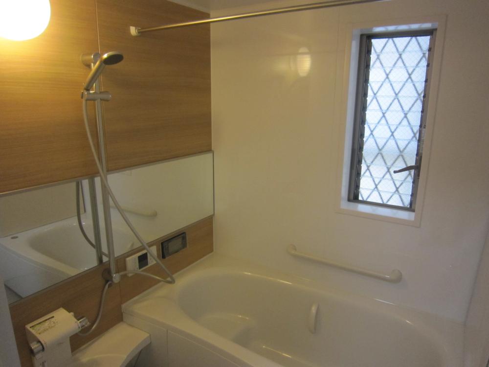 Bathroom. Bathroom of the panel pattern basin similar to wood