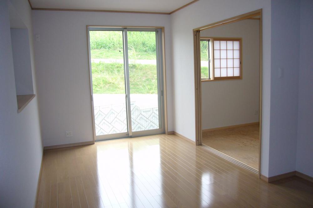 Non-living room. Indoor (July 2013) Shooting