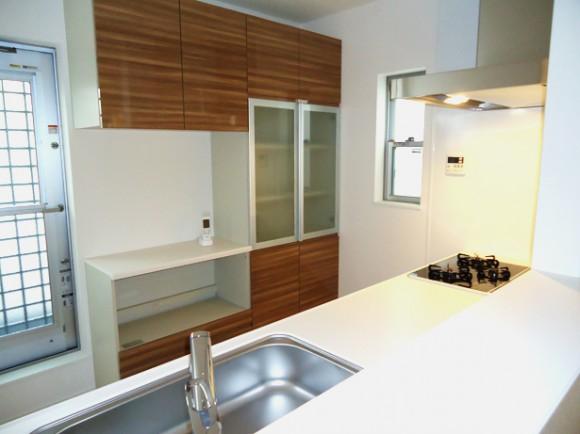 Kitchen. It can also be equipped with plenty of storage cupboard of. If face-to-face kitchen, Firmly check how the child. (Construction Case Study)