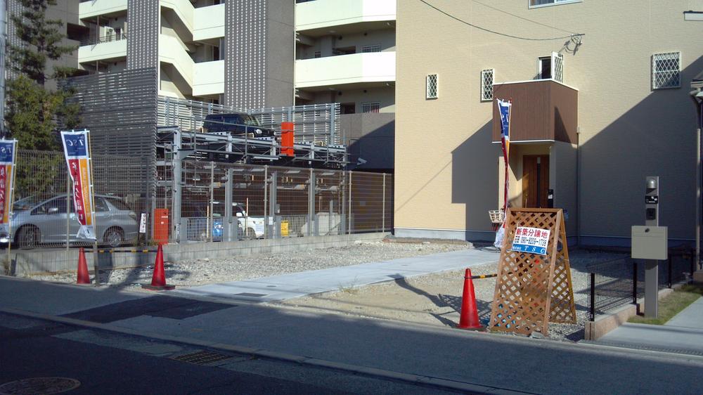 Local photos, including front road. 2013 October shooting