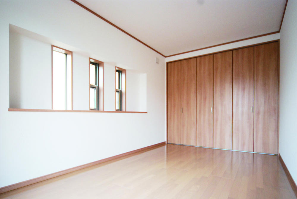 Non-living room. Indoor (11 May 2012) shooting