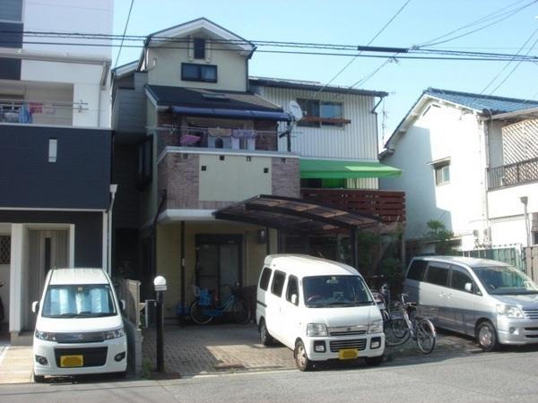 Local appearance photo