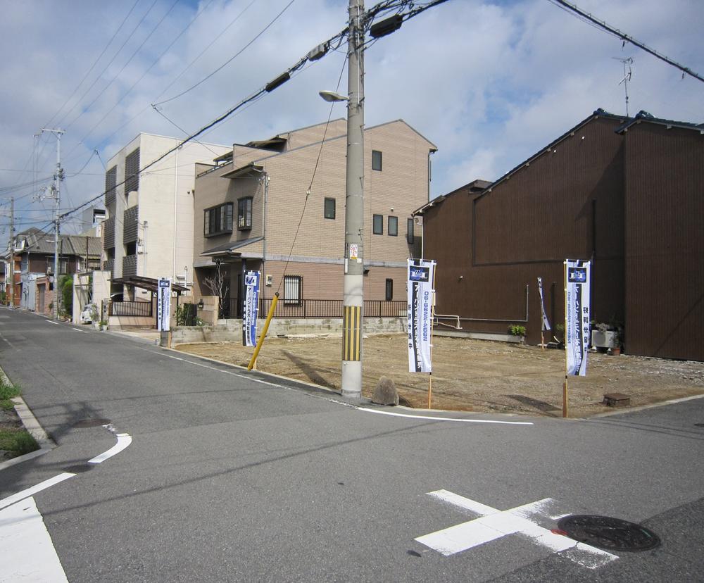 Local photos, including front road. Local (September 2013) Shooting