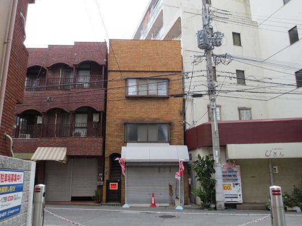 Local appearance photo. Appearance 2