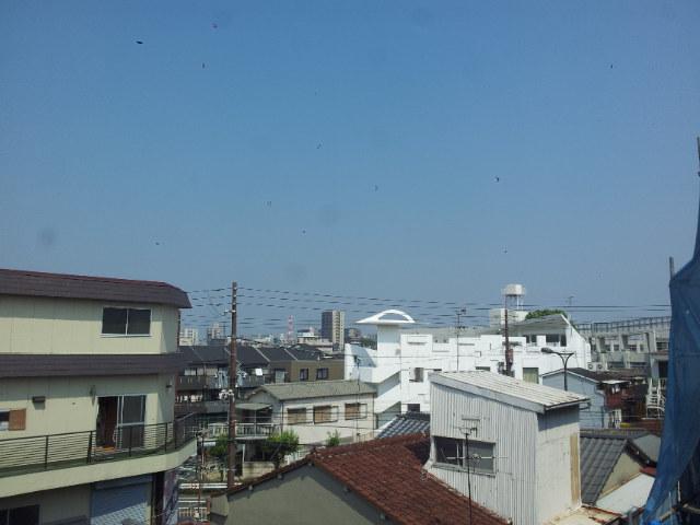 View photos from the dwelling unit. 4 is the view from the balcony Gochi.