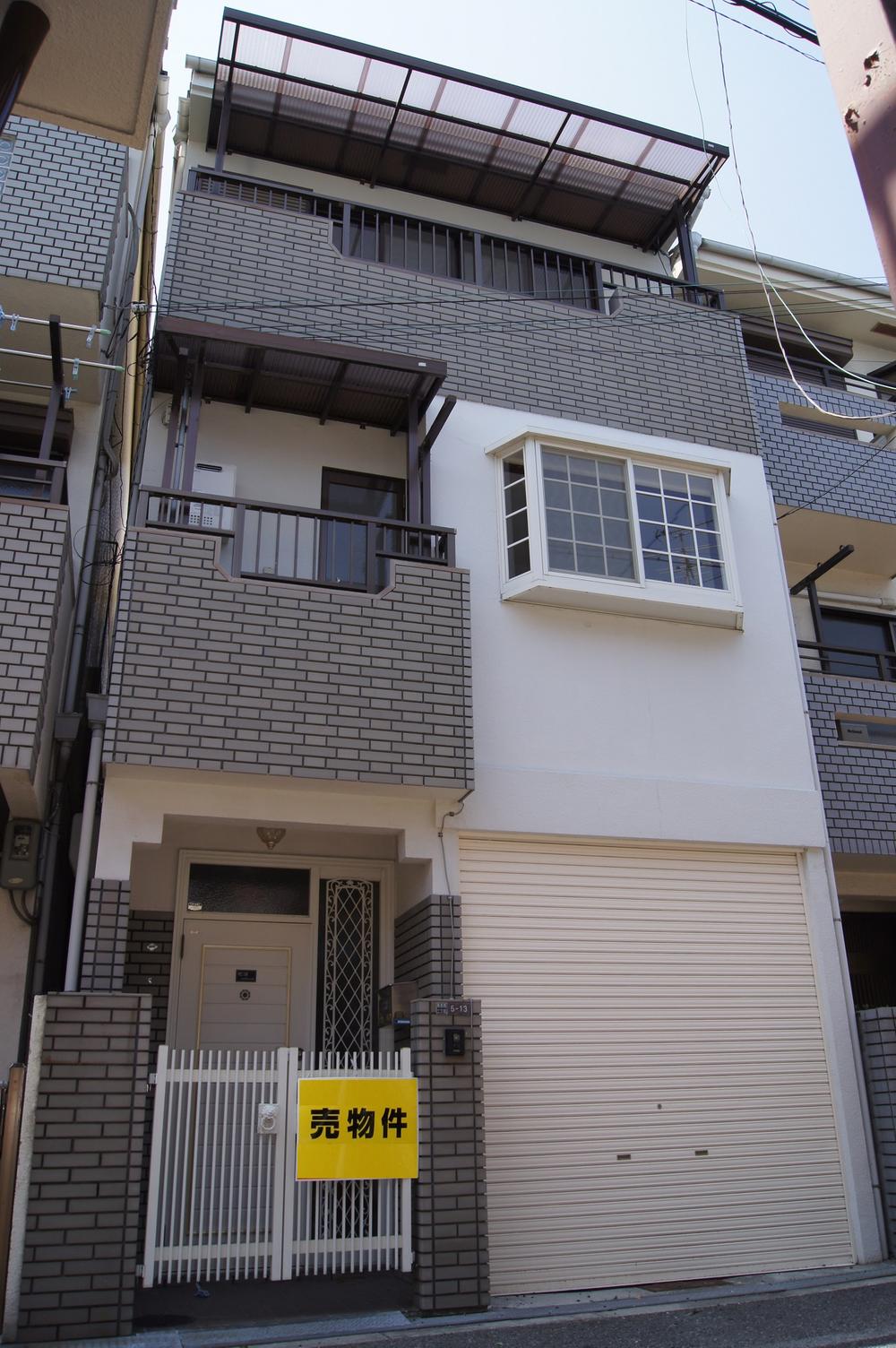 Local appearance photo. Local (August 2013) Shooting