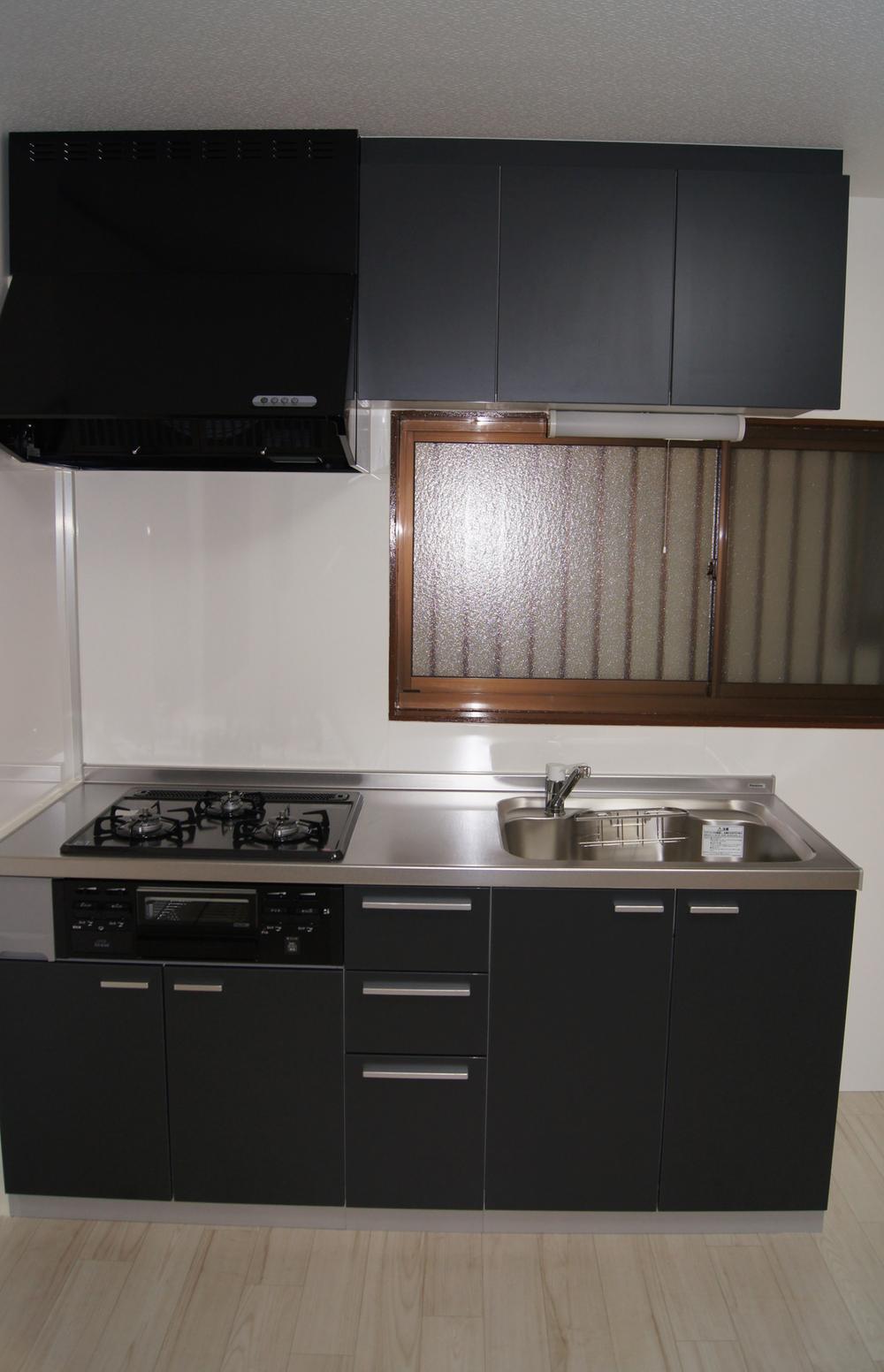 Kitchen. Room (August 2013) Shooting