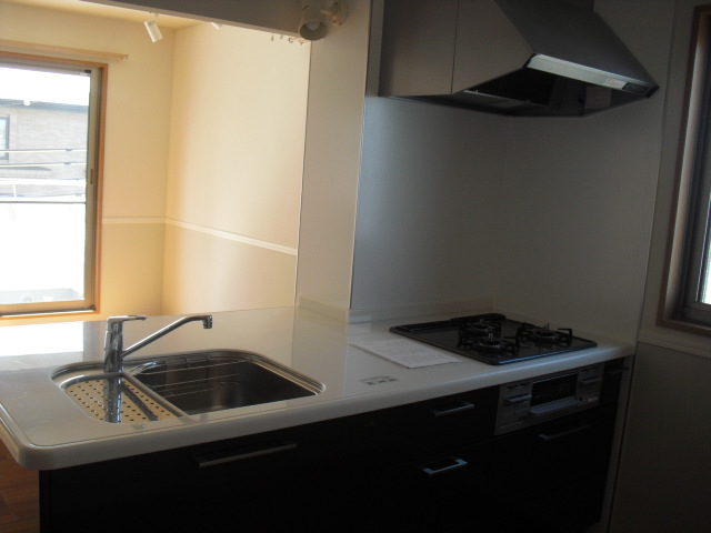 Kitchen. The photograph is an image. Mato ・ Facilities are priority to the status quo. 