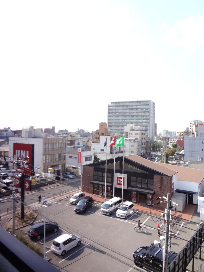 Shopping centre. 89m to UNIQLO Sumiyoshi Abiko store (shopping center)