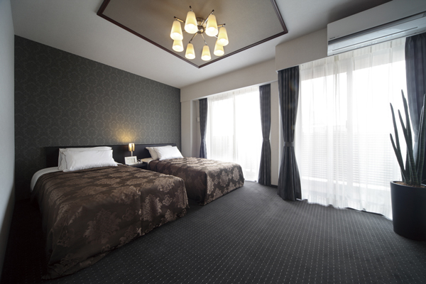 Room and equipment. Sublime master bedroom. We will be healed in elegant time that flows calmly (New Executive Owner's Room)