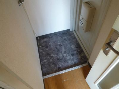 Other. Right entrance