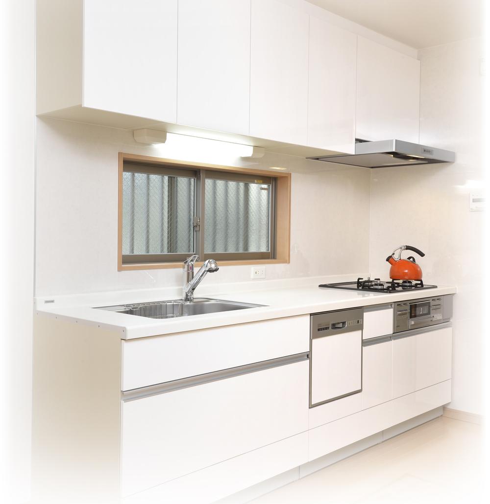 Other Equipment. Full system kitchen is easy-to-use device with wife eyes. Ease of use and superior sophisticated design, Will happily also daily housework. In addition, since dishwasher has been a standard feature, Leeway of time is born in time reduction of housework.