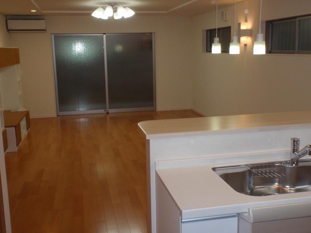 Living. Living (August 2013) Shooting