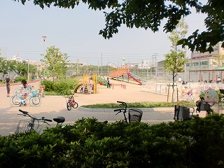 park. 907m until Sawano the town park (park)