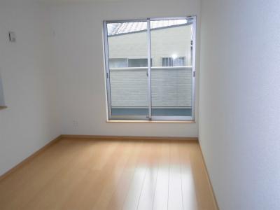 Non-living room. Indoor (10 May 2013) Shooting