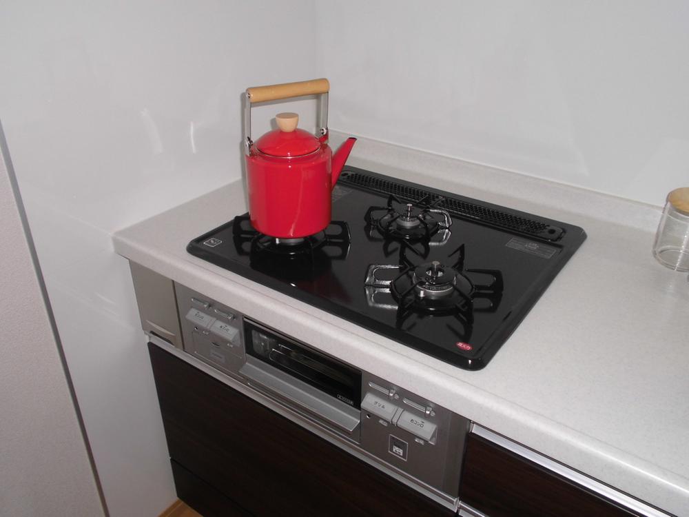 Kitchen. Indoor (10 May 2013) Shooting