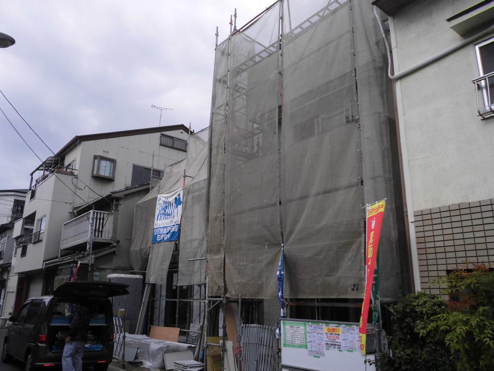 Local appearance photo. Local (11 May 2013) shooting will soon complete.