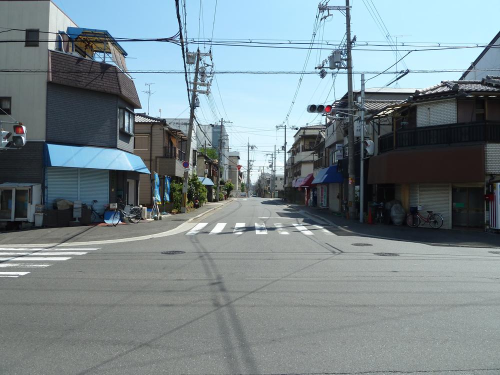 Local photos, including front road. December 2013 local shooting wide front road! ! No feeling of pressure! !