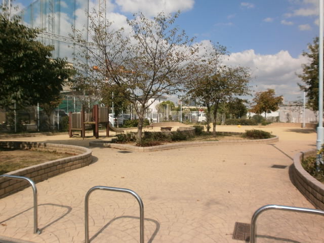 park. Hirao 150m to the park (park)