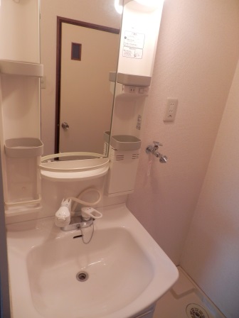 Washroom. "Taisho-ku ・ Rent "Shampoo dresser